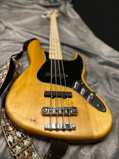 J-Bass-4 butterscotch